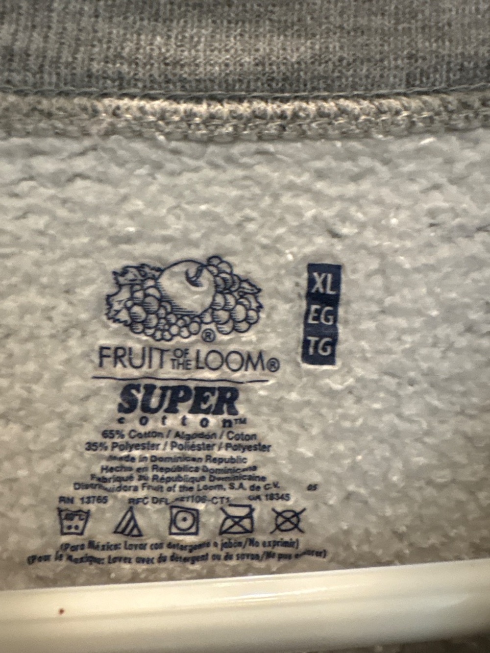 Sweat shirt - Picture 2 of 4